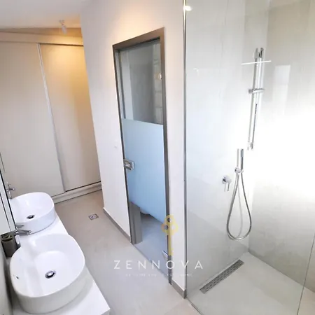 Zennova #65 Vanina * Nikiti (Sithonia)