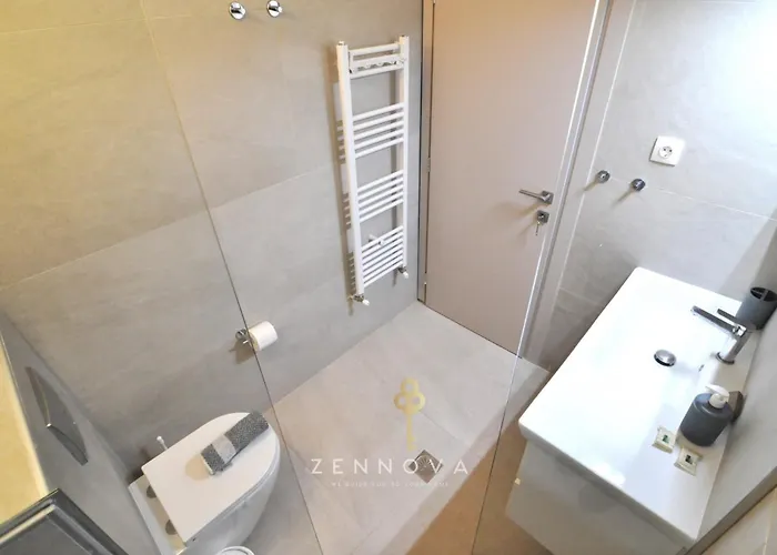 别墅 Zennova #65 Vanina