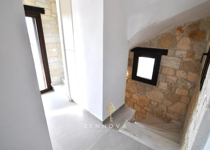 别墅 Zennova #65 Vanina