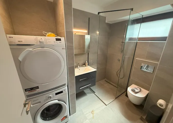 Zennova #65 Vanina *